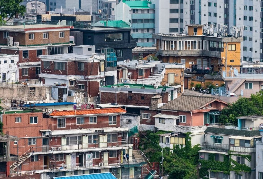 도심복합사업 분담금 재개발 대상이 되는 서울 저층 노후 주택가 전경